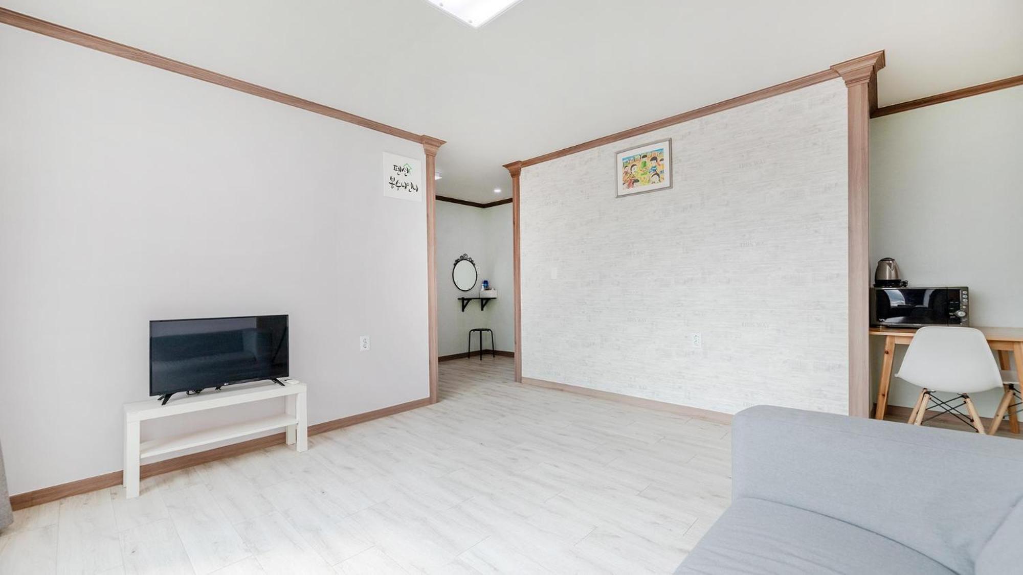 Samcheok Bongsuni-Unni Pension Room photo